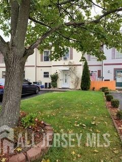 69 Redbud Rd, Piscataway, NJ 08854