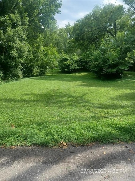 10300 E Norledge Ave, Independence, MO 64053