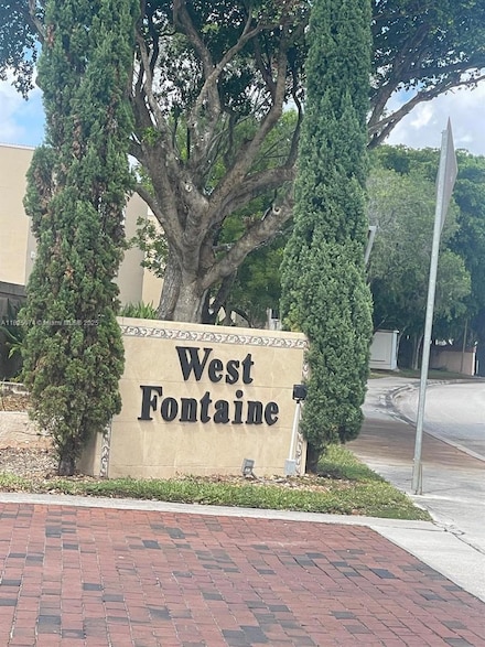 10237 NW 9th Street Cir Unit 212-4, Miami, FL 33172