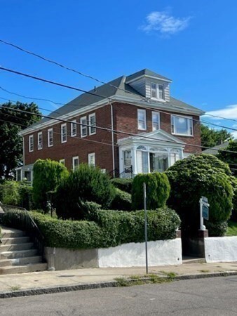 5 Gladstone St, Boston, MA 02128