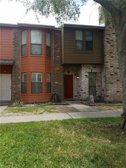 2924 Saint Joseph St Unit B, Corpus Christi, TX 78418