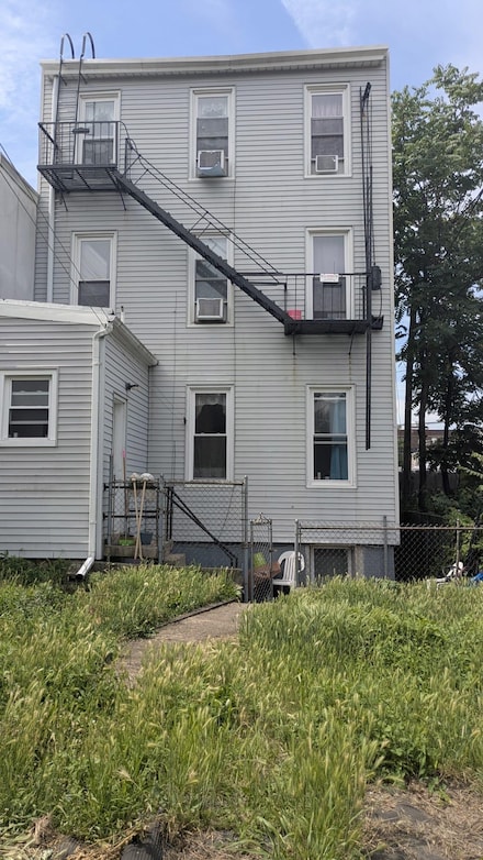 720 14th St Unit 6, Union City, NJ 07087