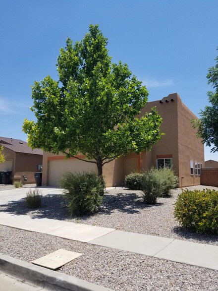 1036 Desert Paintbrush Loop, Rio Rancho, NM 87144