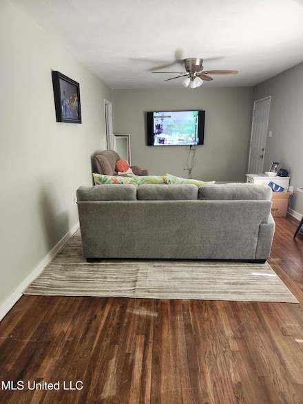 3052 Woodside Dr, Jackson, MS 39212