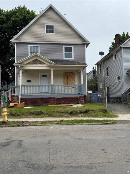 61 Leo St, Rochester, NY 14621
