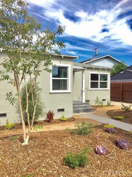 5520 Cerritos Ave, Long Beach, CA 90805