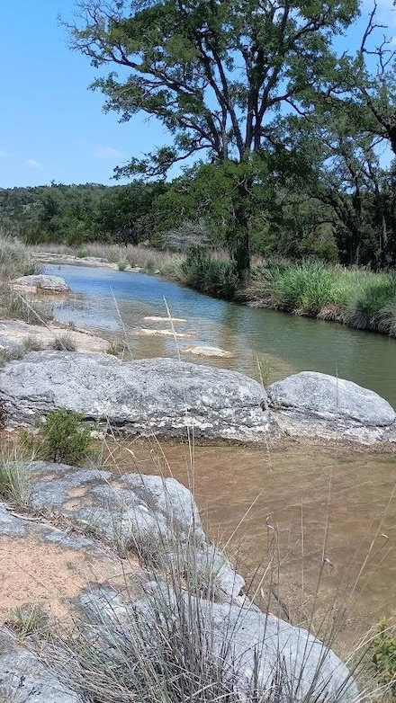 465 Lost Valley Rd, Dripping Springs, TX 78620