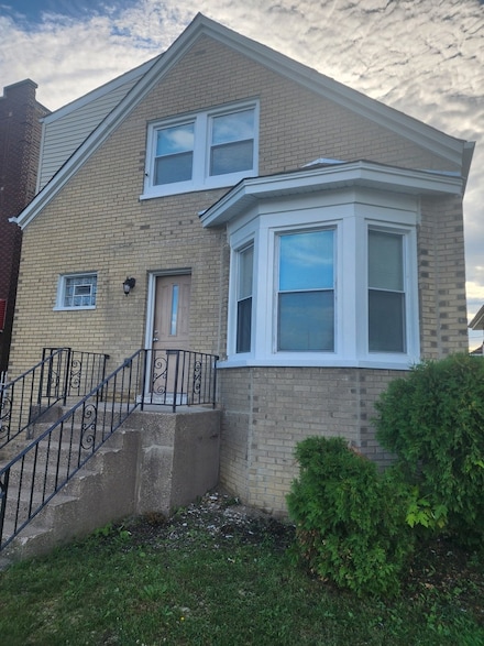 1735 N Latrobe Ave, Chicago, IL 60639
