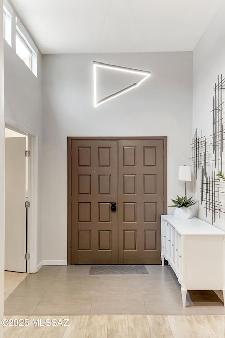 8335 N Lee Trevino CI Dr, Tucson, AZ 85742