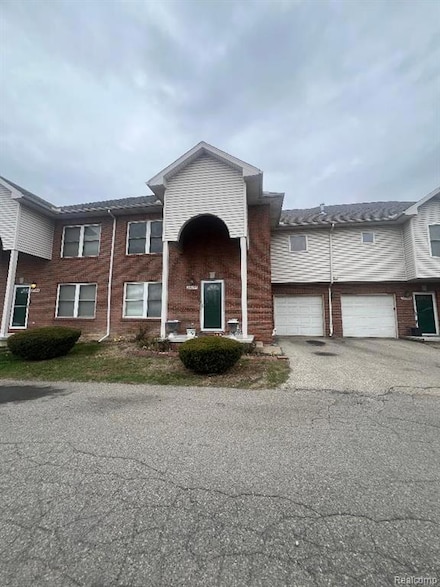 28136 Fortson Ln Unit 43, Inkster, MI 48141