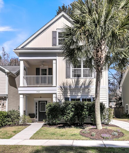 1782 Towne St, Johns Island, SC 29455