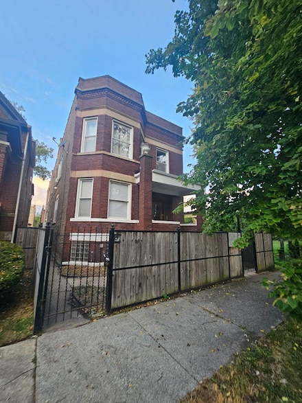 6332 S Ada St, Chicago, IL 60636