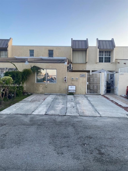 1182 W 37th Terrace Unit 11, Hialeah, FL 33012