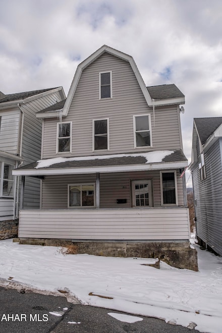 211 Maple Ave, Altoona, PA 16601