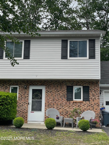 2 Elizabeth Ct, Howell, NJ 07731