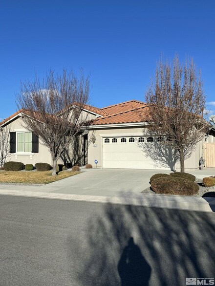 2087 Whitecliff Dr, Reno, NV 89521