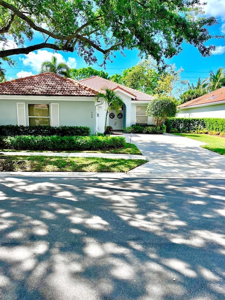 156 S Hampton Dr, Jupiter, FL 33458