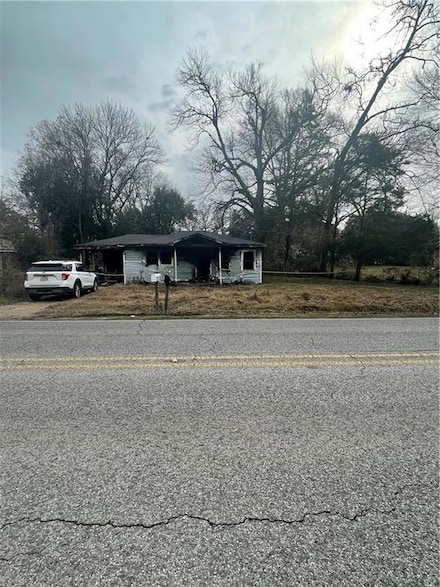 634 N Preston St, Marksville, LA 71351