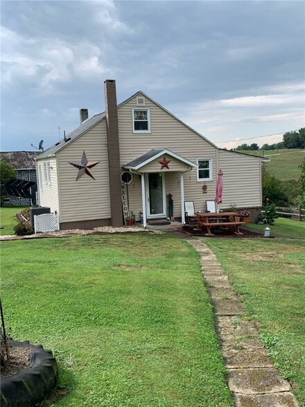 1370 Leckrone Masontown Rd, Masontown, PA 15461