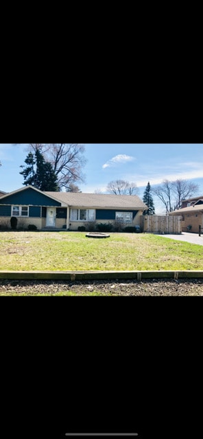 4833 W 123rd Place, Alsip, IL 60803