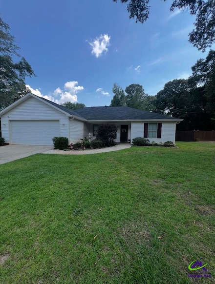 225 Addison Ln, Perry, GA 31069