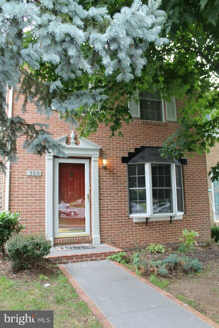 306 Tudor Dr, Winchester, VA 22603