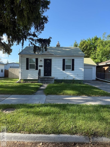 468 9th St, Idaho Falls, ID 83404