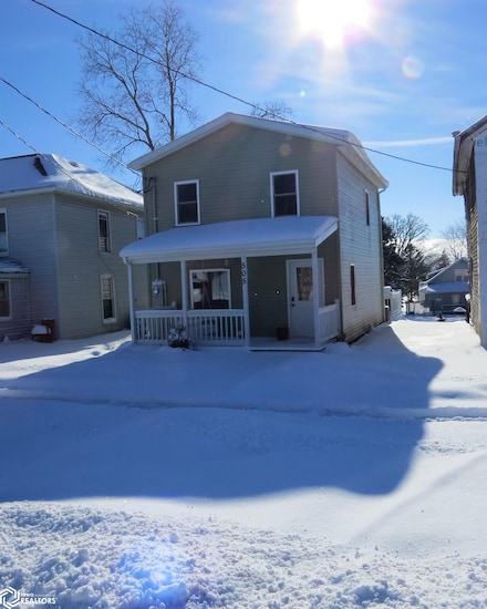 505 E Des Moines St, Brooklyn, IA 52211