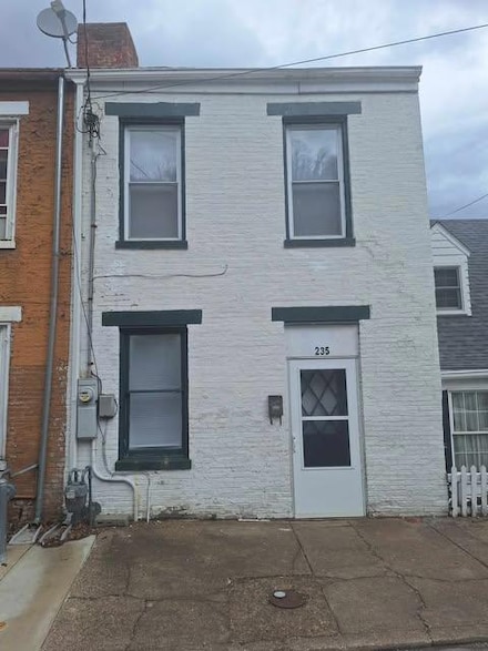 235 W 3rd St, Maysville, KY 41056