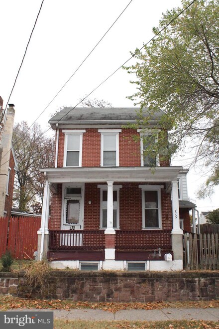 719 Walnut St, Pottstown, PA 19464