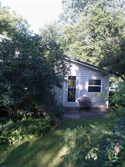 117 S River St, Swanton, VT 05488