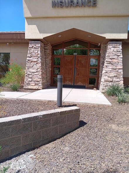 15396 N 83rd Ave Unit D102, Peoria, AZ 85381