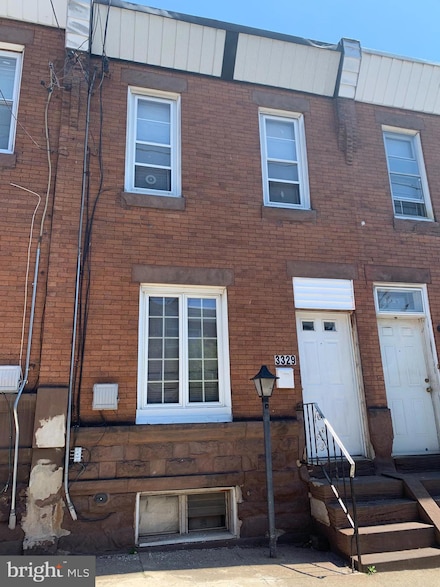 3329 H St, Philadelphia, PA 19134