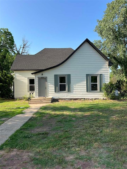 409 W Grand Ave, Tonkawa, OK 74653