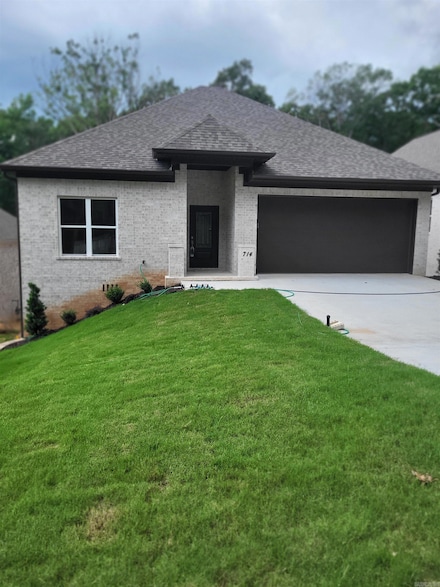 714 Atkins Rd, Little Rock, AR 72211