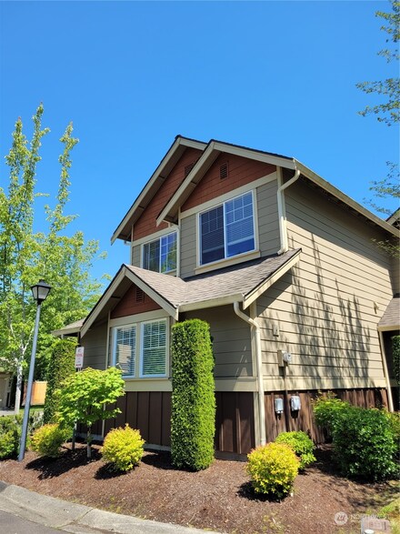 12900 SE 268th St Unit P1, Kent, WA 98030
