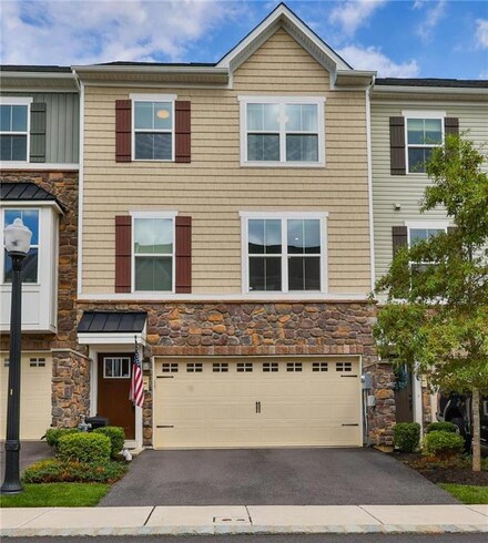 2356 Raya Way, Easton, PA 18045
