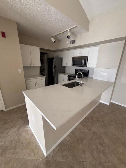 2620 S University Dr Unit 306, Davie, FL 33328