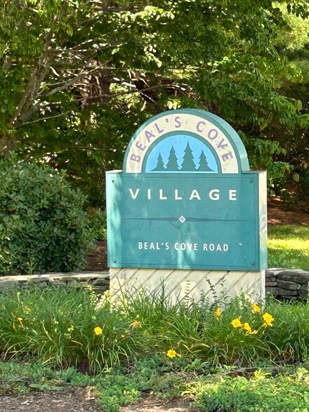 13 Beals Cove Rd Unit E, Hingham, MA 02043