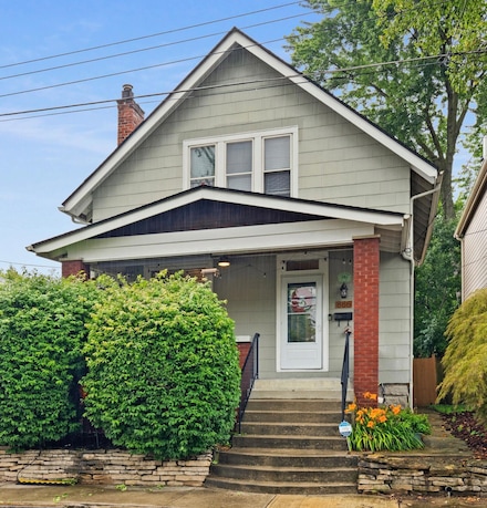 866 S Lazelle St, Columbus, OH 43206