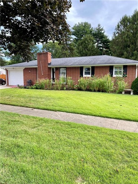 2635 E Thomas Ave, Terre Haute, IN 47805