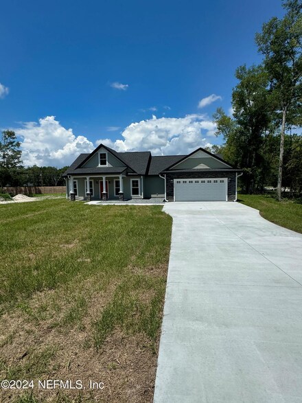 4984 SE 9th Place, Keystone Heights, FL 32656