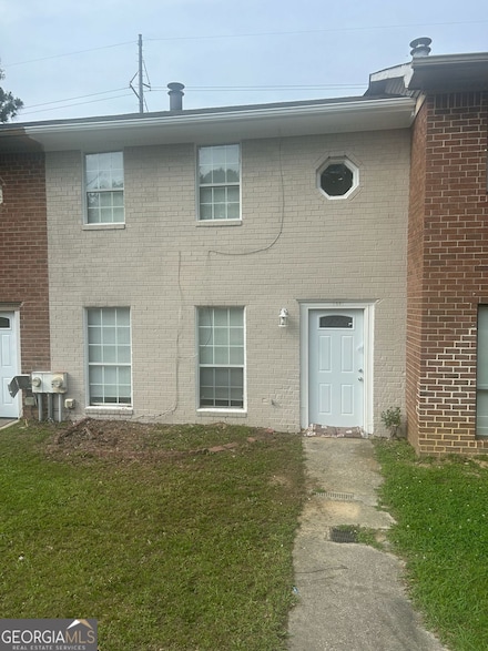 1321 Lakeview Dr NW, Conyers, GA 30012