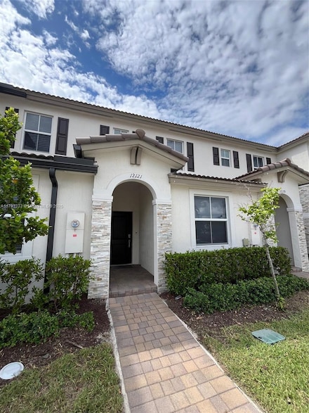 12121 NW 23rd Ct, Miami, FL 33167