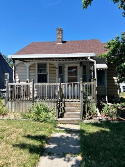 3003 Mckinley St, Anderson, IN 46016