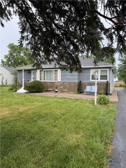 17586 Bridge St, Grand Rapids, OH 43522