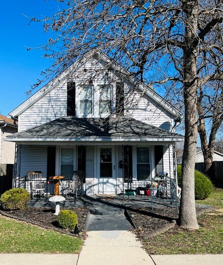 1258 Cora St, Joliet, IL 60435