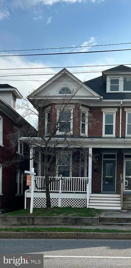 829 W Franklin St, Hagerstown, MD 21740