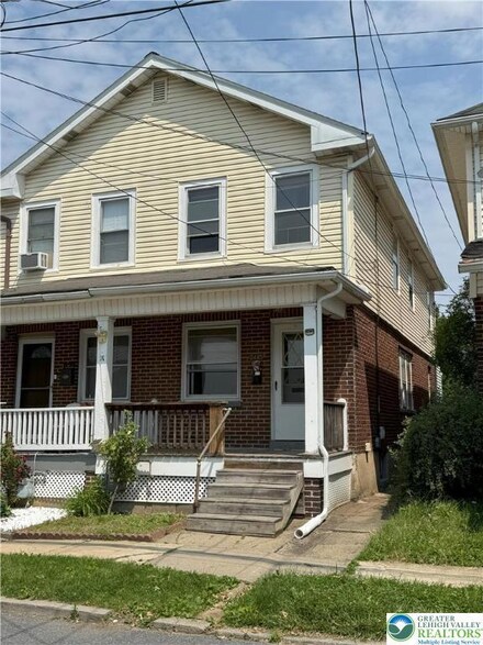 2445 Hay St, Easton, PA 18042