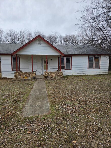 150 W Broadway, Ketchum, OK 74349